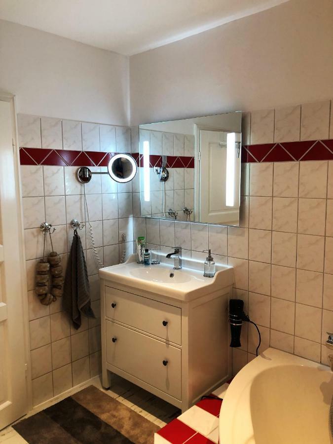 Ankerplatz Gueby Apartment Ngoại thất bức ảnh